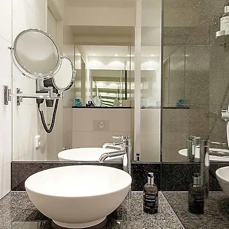 One Bremen-altstadt Otel 3*